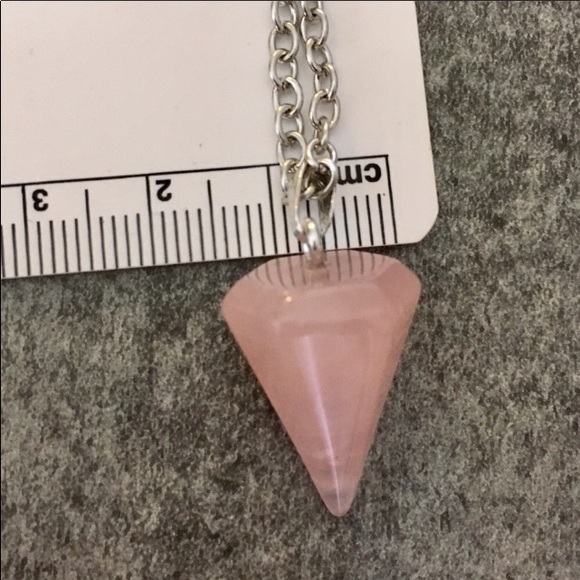 Natural Rose Quartz Silver Toned Alloy Necklace 💕 - Picture 5 of 7